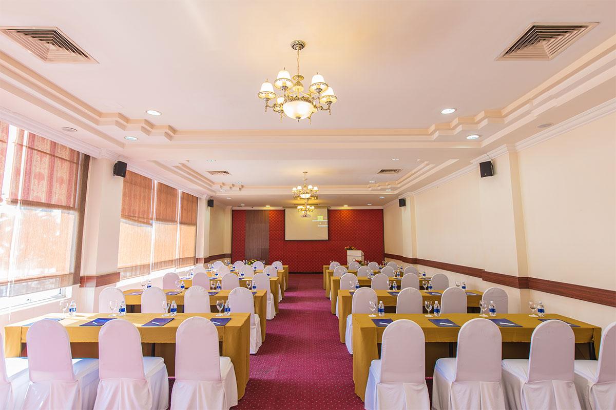 Yasaka Saigon Nha Trang Hotel & Spa Dış mekan fotoğraf