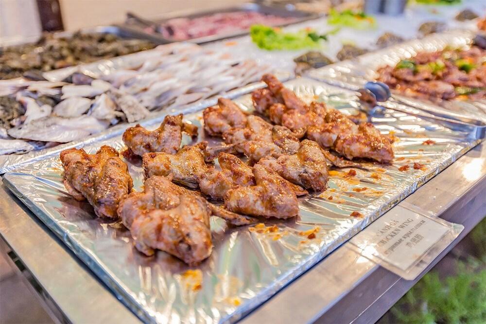 Yasaka Saigon Nha Trang Hotel & Spa Dış mekan fotoğraf