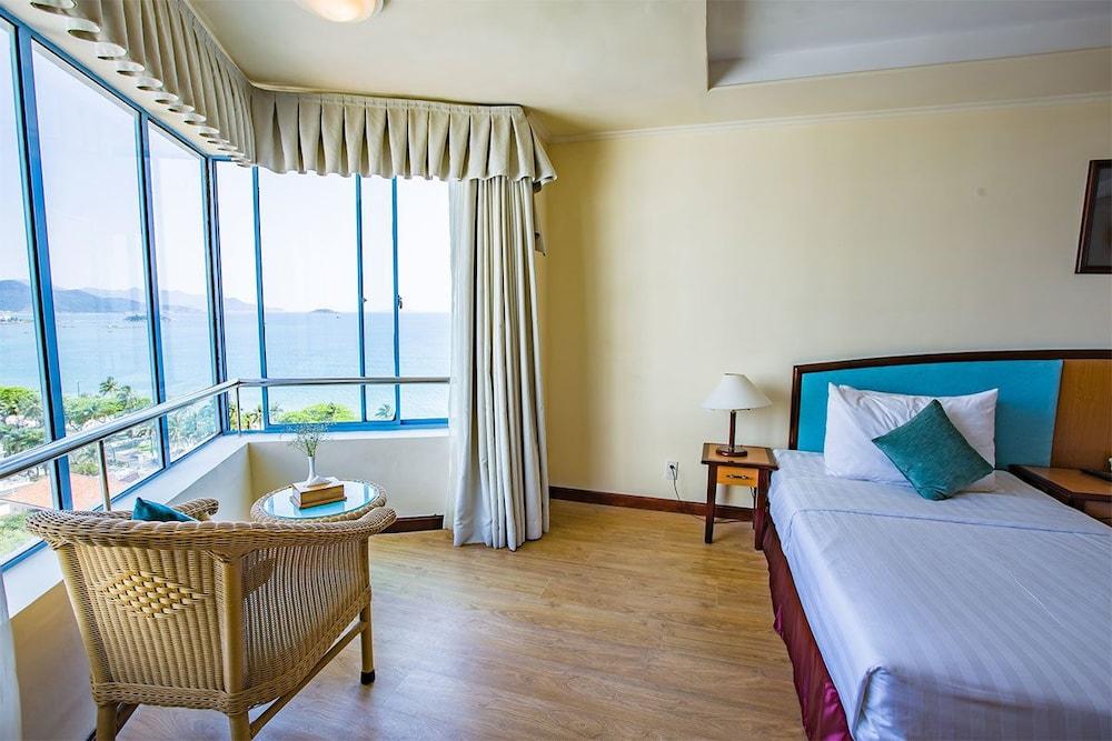 Yasaka Saigon Nha Trang Hotel & Spa Dış mekan fotoğraf