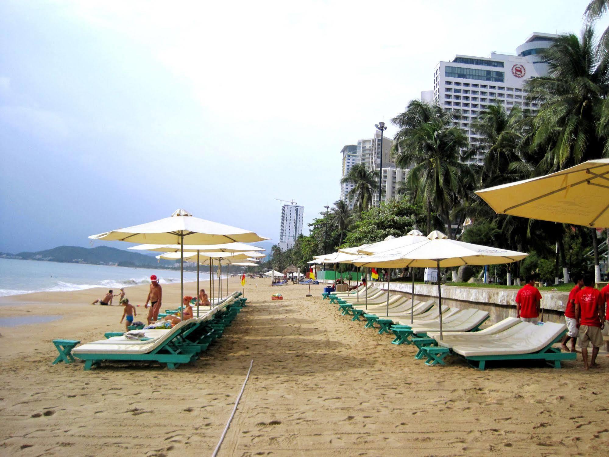 Yasaka Saigon Nha Trang Hotel & Spa Dış mekan fotoğraf